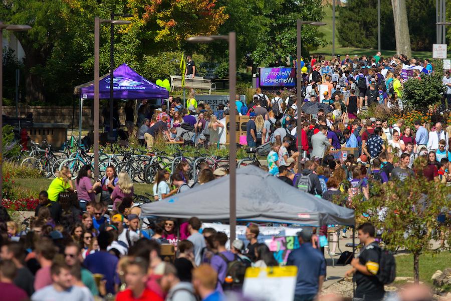 Students mingle with at the Student Involvement Fair for student organizations 